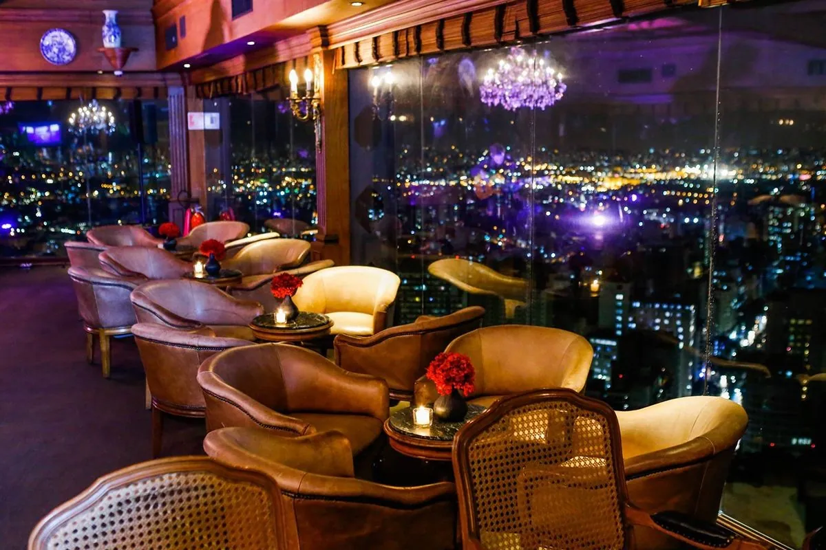 Lounge com vista de São Paulo
